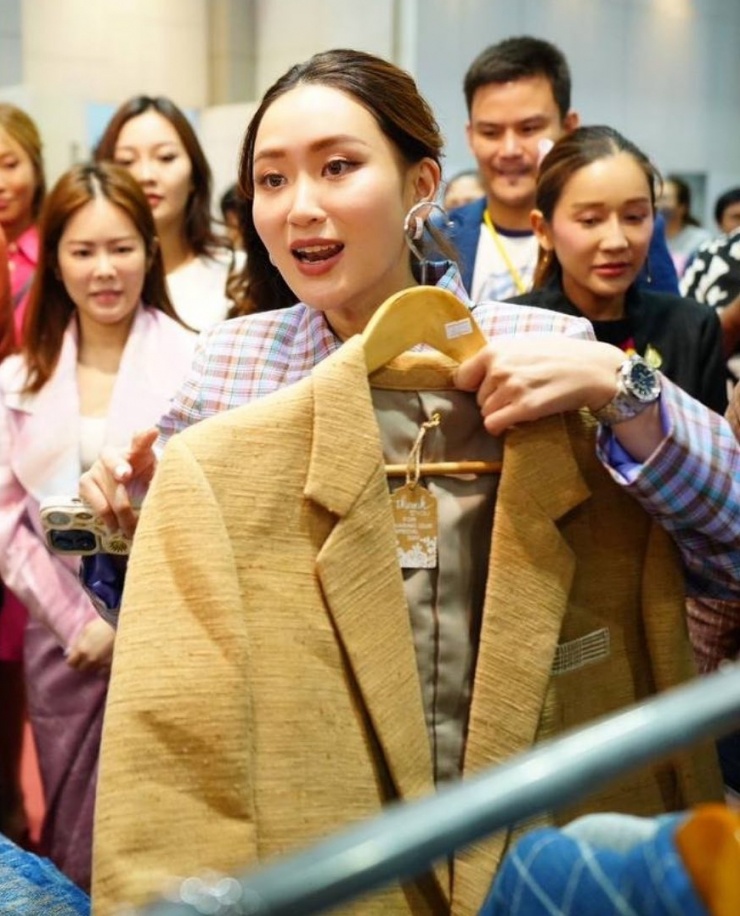 Bộ sưu tập áo khoác của Thủ tướng Thái Lan - 5