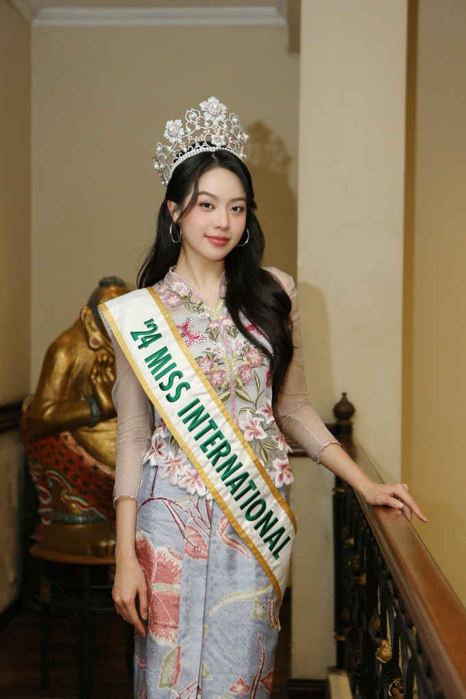 Thanh Thủy khi công tác tại Indonesia với tư cách Miss International 2024.