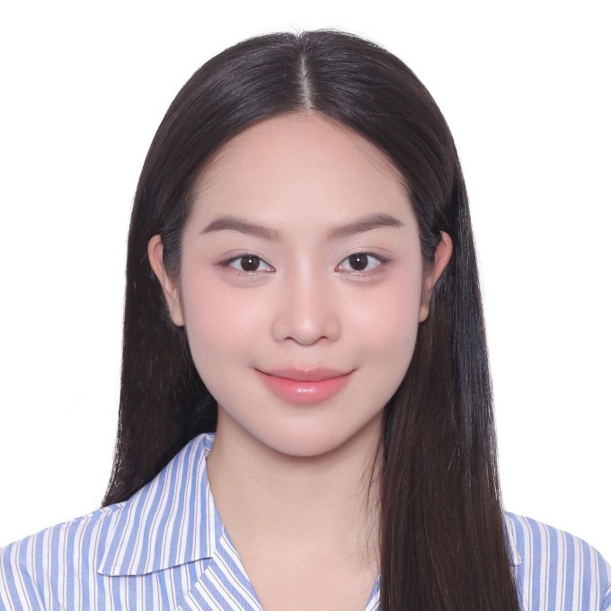 Ảnh thẻ xin visa của Thanh Thủy. Ảnh: Fanpage Huỳnh Thị Thanh Thủy
