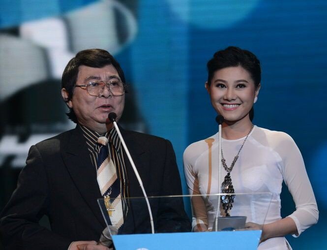 Bố ruột nữ NSND trẻ nhất làng cải lương Việt Nam: Từ "thần đồng" đến "Vua cải lương" lừng lẫy cả nước - 2