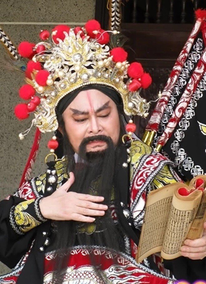 Bố ruột nữ NSND trẻ nhất làng cải lương Việt Nam: Từ "thần đồng" đến "Vua cải lương" lừng lẫy cả nước - 1