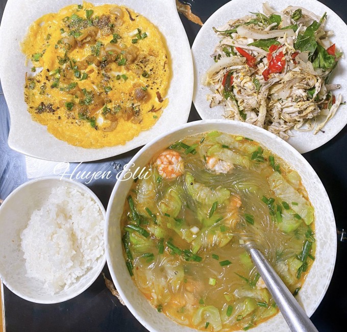 Mâm cơm giản dị chưa tới 100.000 đồng của mẹ gốc Huế - 5