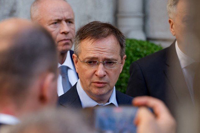 Trợ lý tổng thống Nga Vladimir Medinsky. (Ảnh: Reuters)