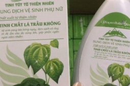Bất chấp  " lệnh "  thu hồi để tiêu hủy do không đạt chất lượng, dung dịch vệ sinh Collagen Italia Slim trầu không vẫn được bán tràn lan