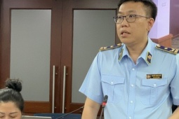 Thị trường - Tiêu dùng - Hàng chục tấn nội tạng đông lạnh, yến sào, bò khô... không xuất xứ bán tràn lan ở TPHCM