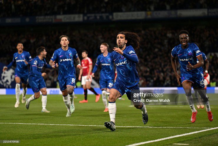 Chelsea khó nhọc đánh bại MU