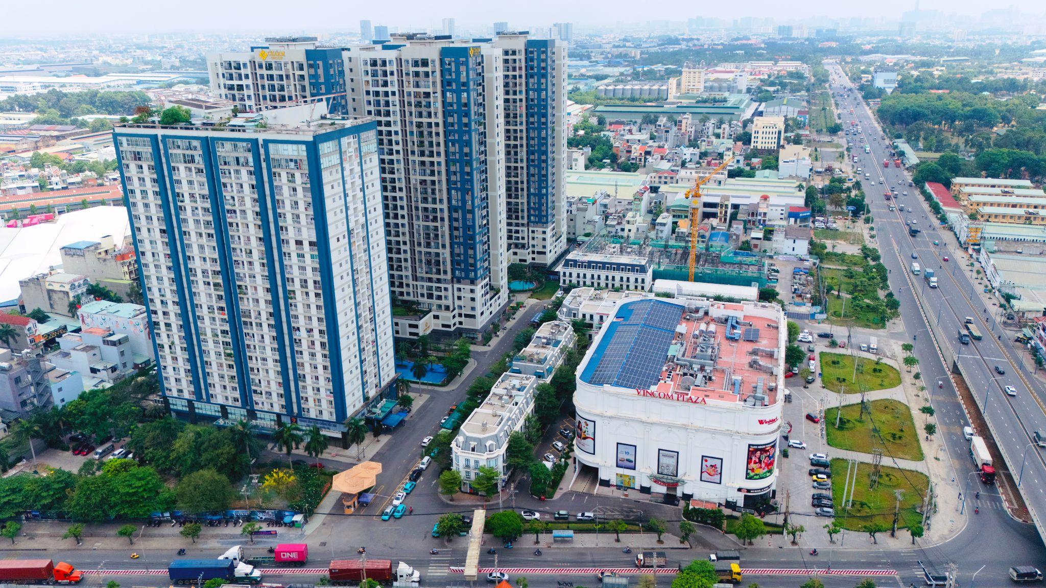 Không gian giàu sức sống bên trong khu phức hợp Charm City - 9