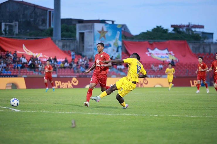 Trực tiếp bóng đá Hà Tĩnh - SLNA: Xuất sắc bảo vệ thành quả (Hết giờ) - 1