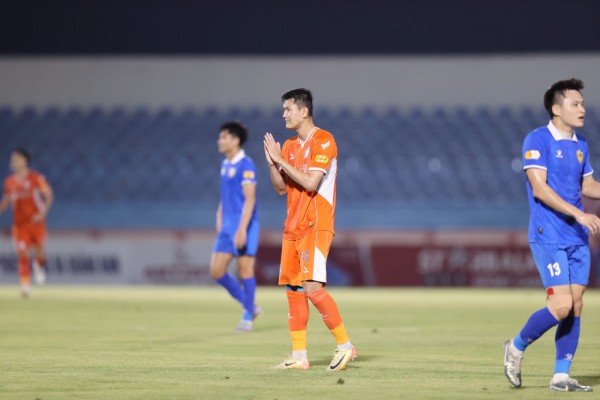Trực tiếp bóng đá Đà Nẵng - Quảng Nam: Bảo toàn thành quả (V-League) (Hết giờ) - 2