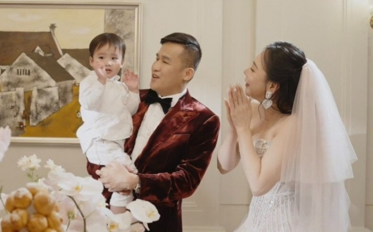 Sao Việt công khai có con trong đám cưới: Có người giấu ái nữ tới năm 9 tuổi, Quỳnh Chi lần đầu có bầu ở tuổi U40 - 2