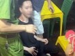 Nam shipper bị nhóm thanh niên hành hung giữa đường ở Hà Nội