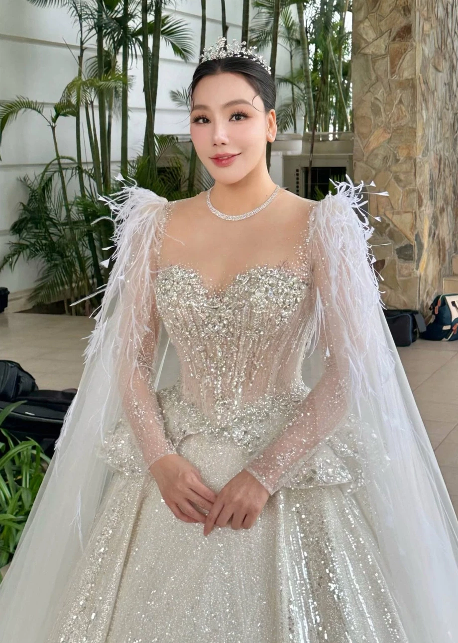 Sao Việt công khai có con trong đám cưới: Có người giấu ái nữ tới năm 9 tuổi, Quỳnh Chi lần đầu có bầu ở tuổi U40 - 4