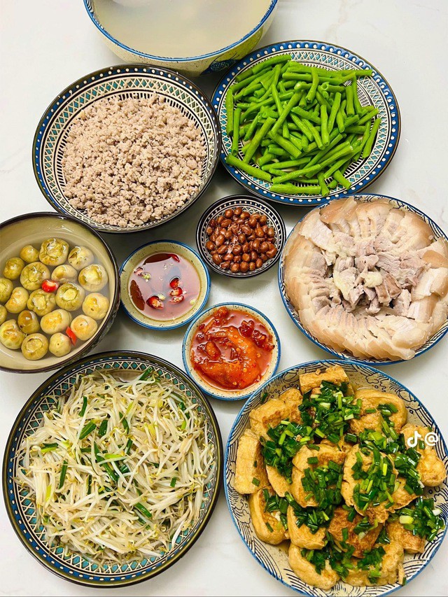 Bữa trưa hôm nay: vừa ngon miệng vừa tiết kiệm thời gian.