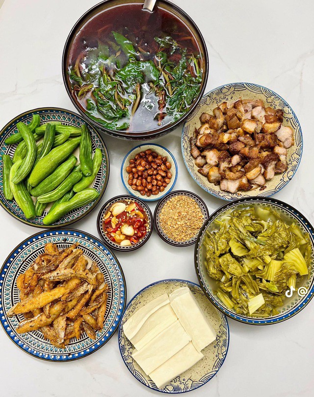 Gợi ý món ăn hôm nay cho dân văn phòng: nhanh – gọn – ngon.