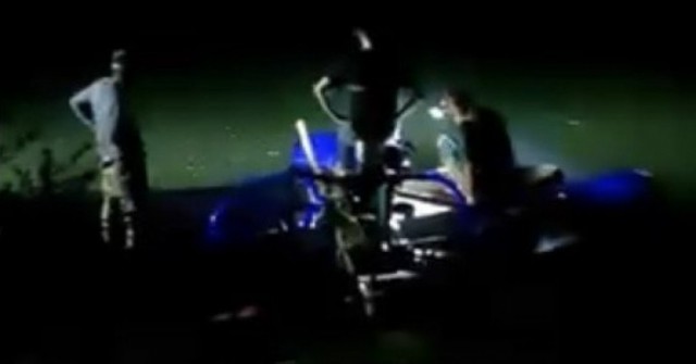 Phát hiện cây sưa ‘khủng’ dưới suối thuộc vùng ...
