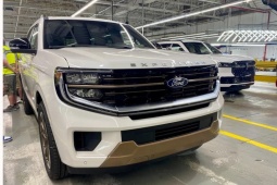 Một chiếc xe 100%  " Made in the USA "  sẽ có giá bao nhiêu?