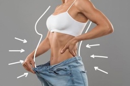 30 giây ngâm đá lạnh mỗi ngày giúp loại bỏ mỡ thừa nhanh hơn