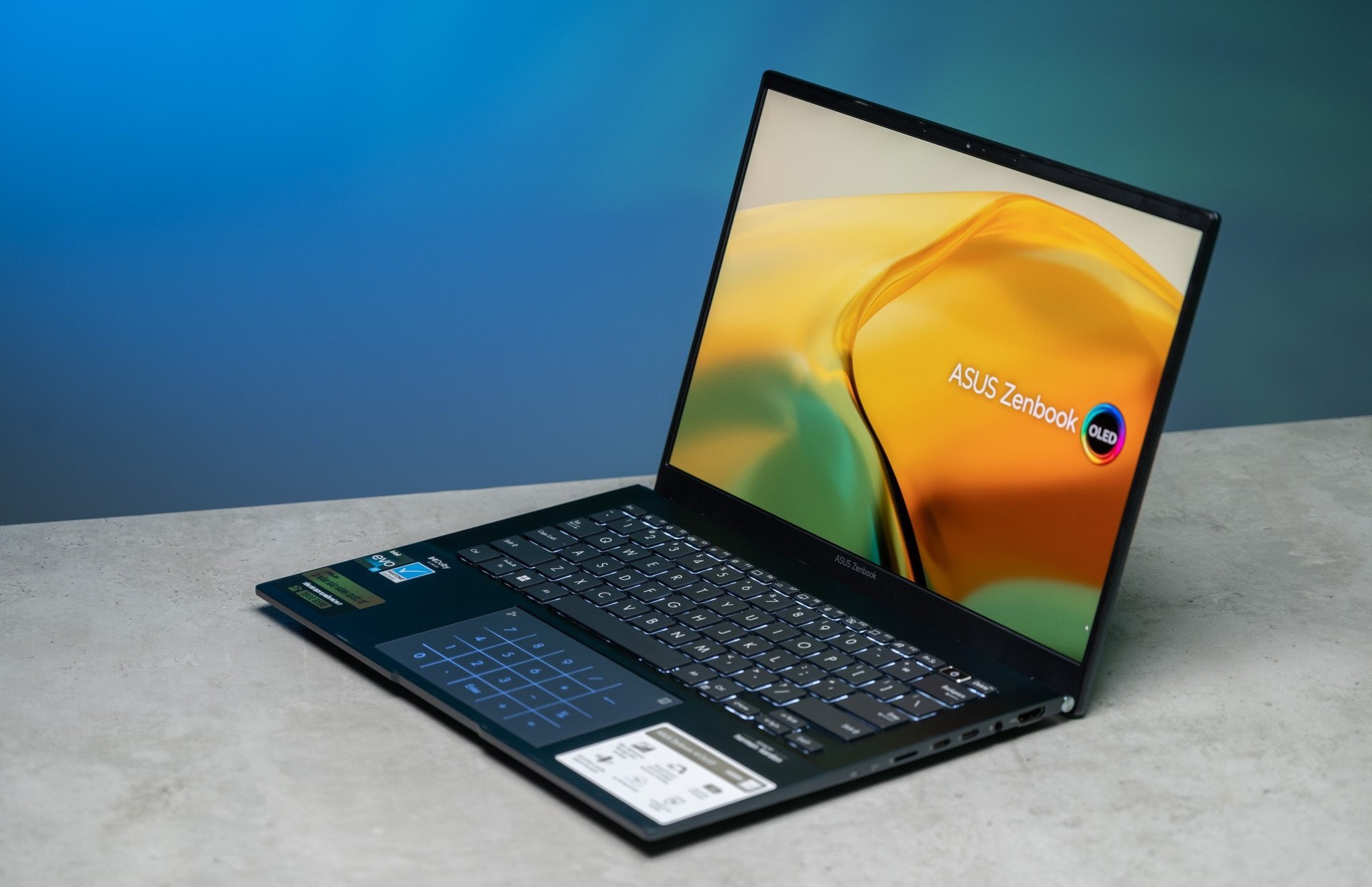 Asus Zenbook 14 OLED UX3402VA-KM085W