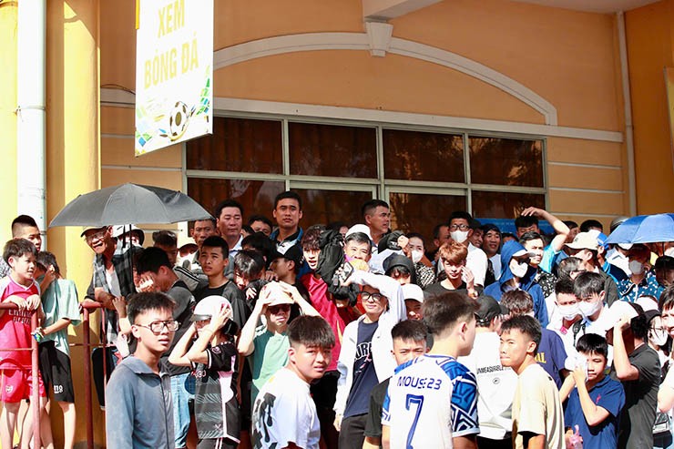 Trực tiếp bóng đá Nam Định - HAGL: Chủ nhà có bàn thứ 5 (V-League) - 12