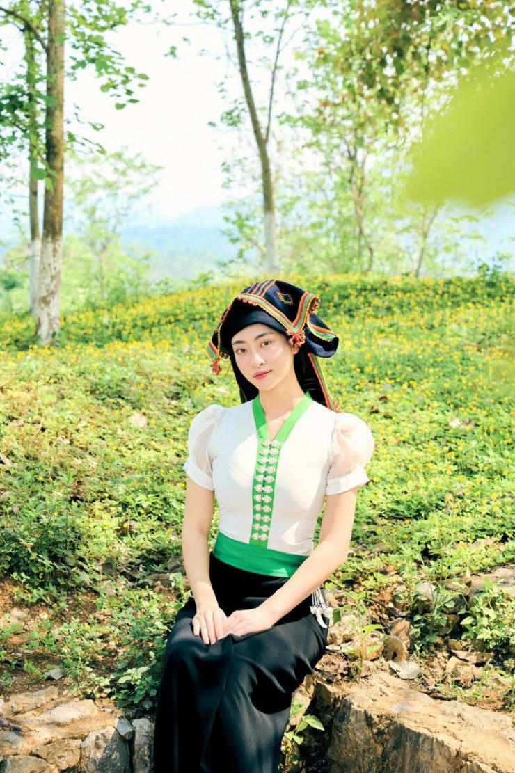 Xuất hiện cô gái đồng bào Thái mặc đồ truyền thống độc đáo đẹp phát sáng, hoá ra là "Hoa hậu Tiến sĩ" đình đám - 3