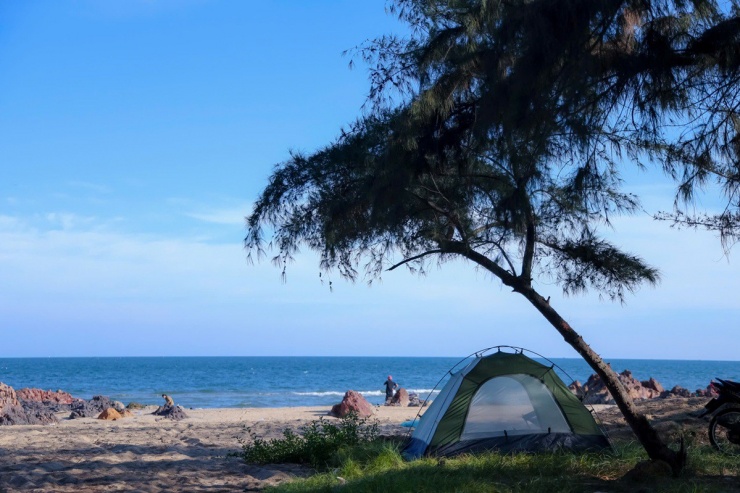 Làng chài hoang sơ, nơi bình yên trú mình sau lưng núi Hòn Hồng - 5