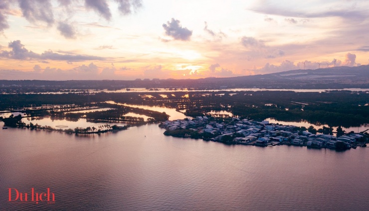 Chiêm ngưỡng bình minh tuyệt đẹp ở ‘làng chài ốc đảo’ giữa Cồn Chim - 13