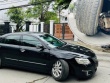Xe Camry bất ngờ 'rụng' bánh giữa đường do sơ suất đáng trách của thợ sửa xe?