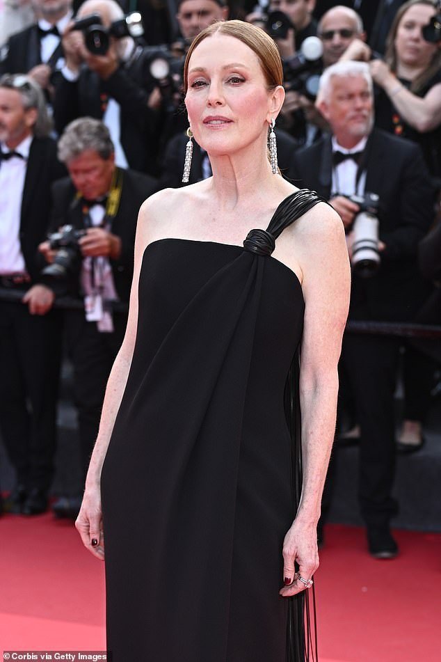 Náo loạn trên thảm đỏ Cannes - 9