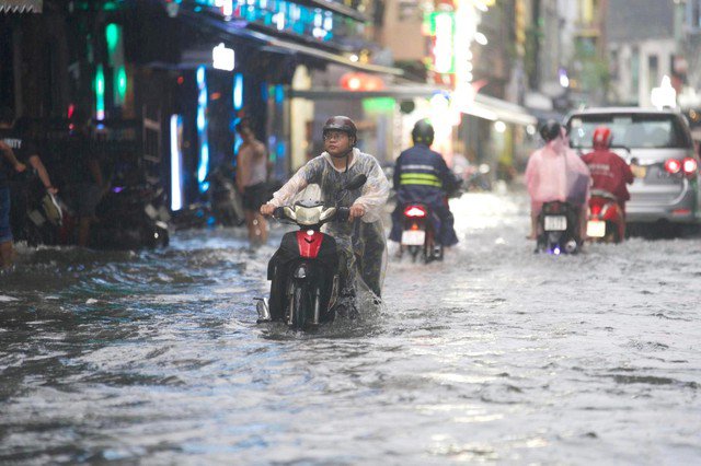 Miền Bắc lại sắp có đợt mưa rất lớn, chuyên gia chỉ rõ 3 điểm cần lưu ý