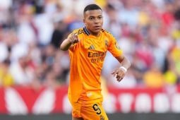 Mbappe cán mốc 29 bàn ở La Liga: Lewandowski  " hít khói " , mơ Giày vàng châu Âu