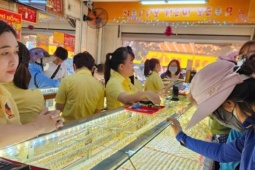 Giá vàng hôm nay 19-5: Vừa mở cửa, đồng loạt tăng trở lại