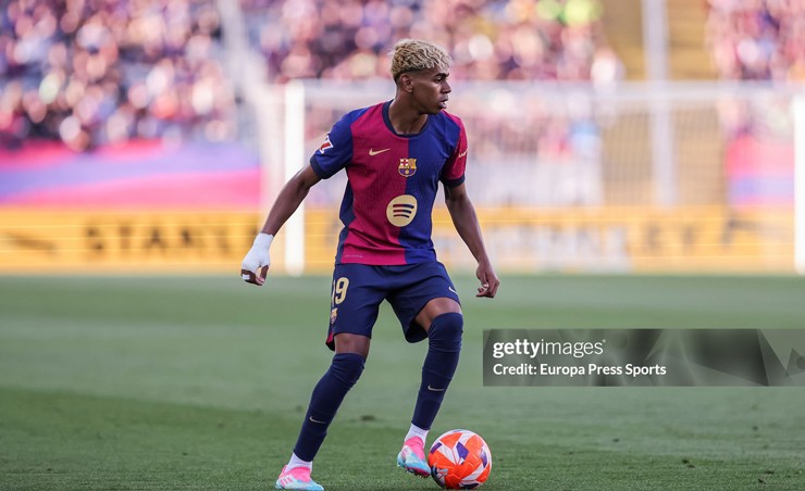 Yamal đang có phong độ chói sáng ở Barca