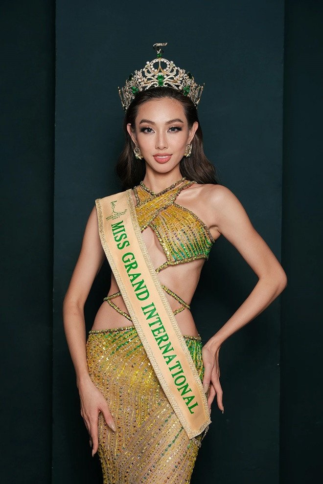 Hoa hậu Thuỳ Tiên bị khởi tố: Bài học cay đắng sau hào quang - 3