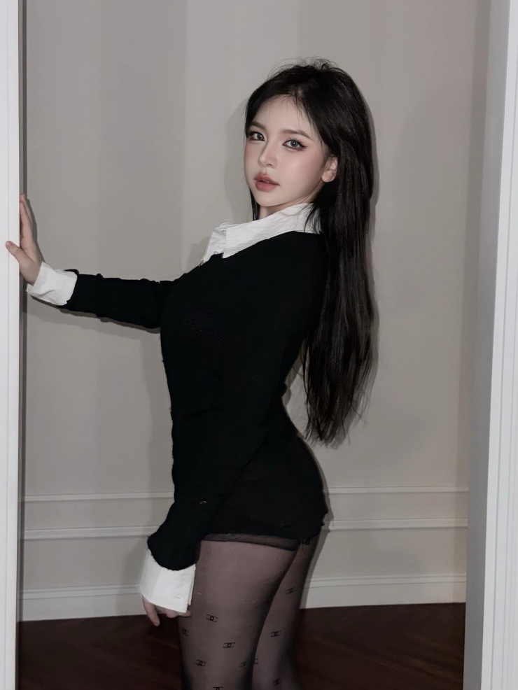 Huyền Châu khiến những người theo dõi cô từ những ngày đầu mới nổi bất ngờ.