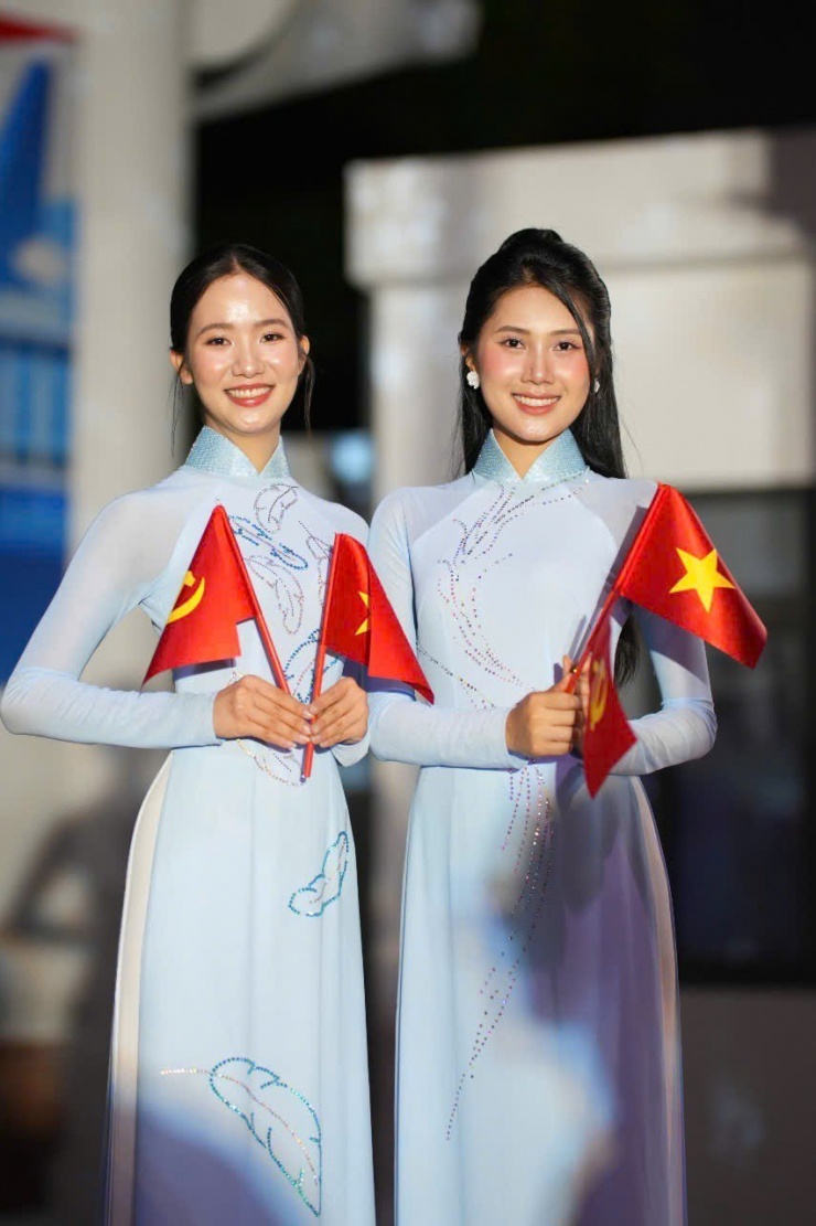 Thí sinh có vòng eo nhỏ nhất Hoa hậu Việt Nam - 1