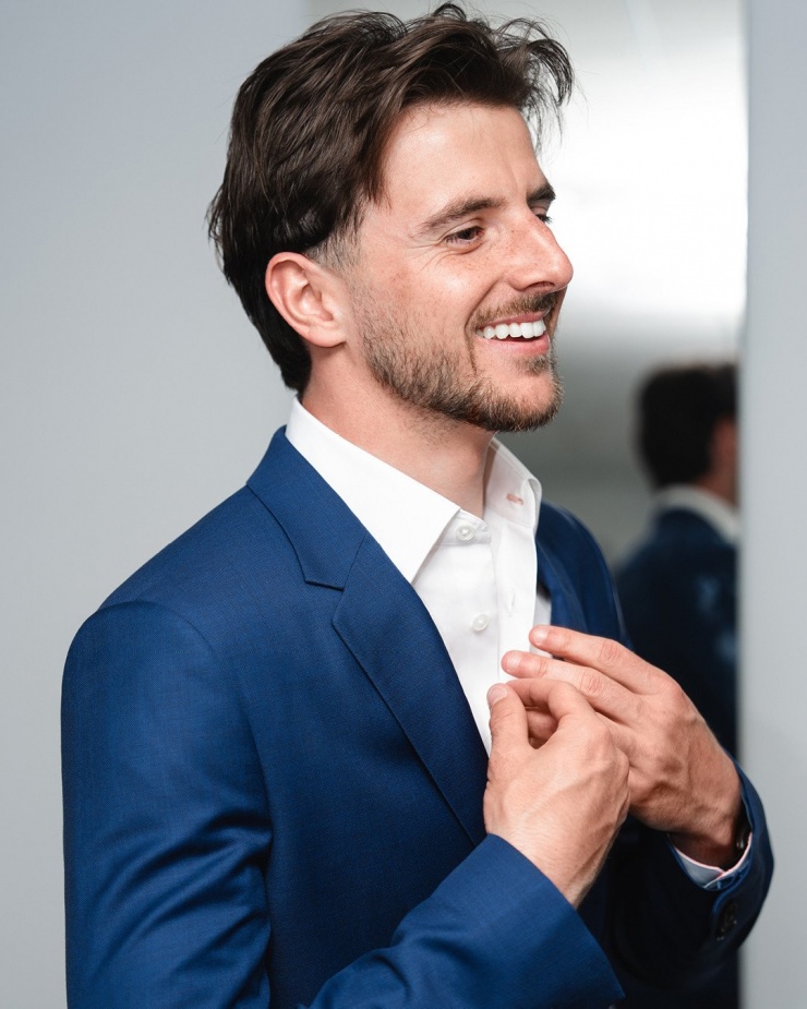 Mason Mount điển trai trong bộ vest của Paul Smith - Ảnh: P.M