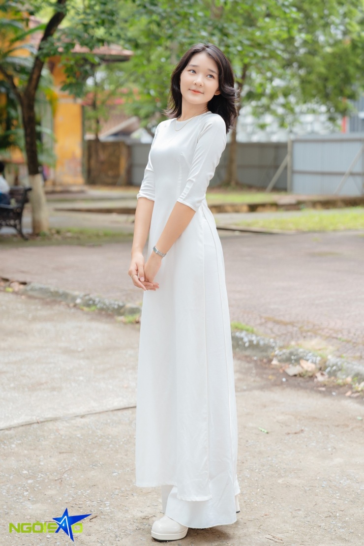Nữ sinh Chu Văn An rạng ngời từ giã tuổi học trò - 7