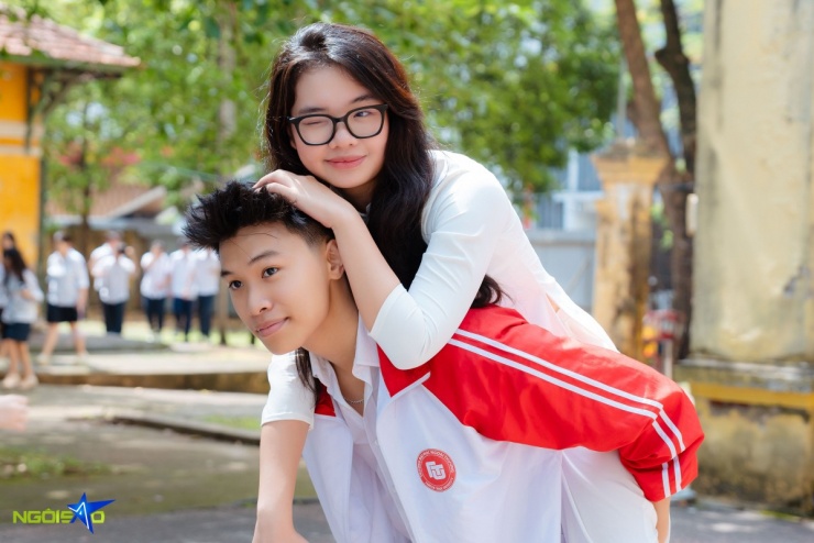 Nữ sinh Chu Văn An rạng ngời từ giã tuổi học trò - 12