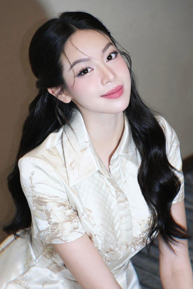 Đương kim Hoa hậu Quốc tế Huỳnh Thị Thanh Thủy đứng vị trí thứ 6 cuộc bình chọn.