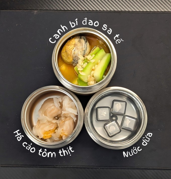 Chồng kỹ sư AI nấu cơm cho vợ mang đi làm mỗi ngày - 5