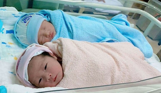 Hai bé chào đời khỏe mạnh. Ảnh: Bệnh viện cung cấp