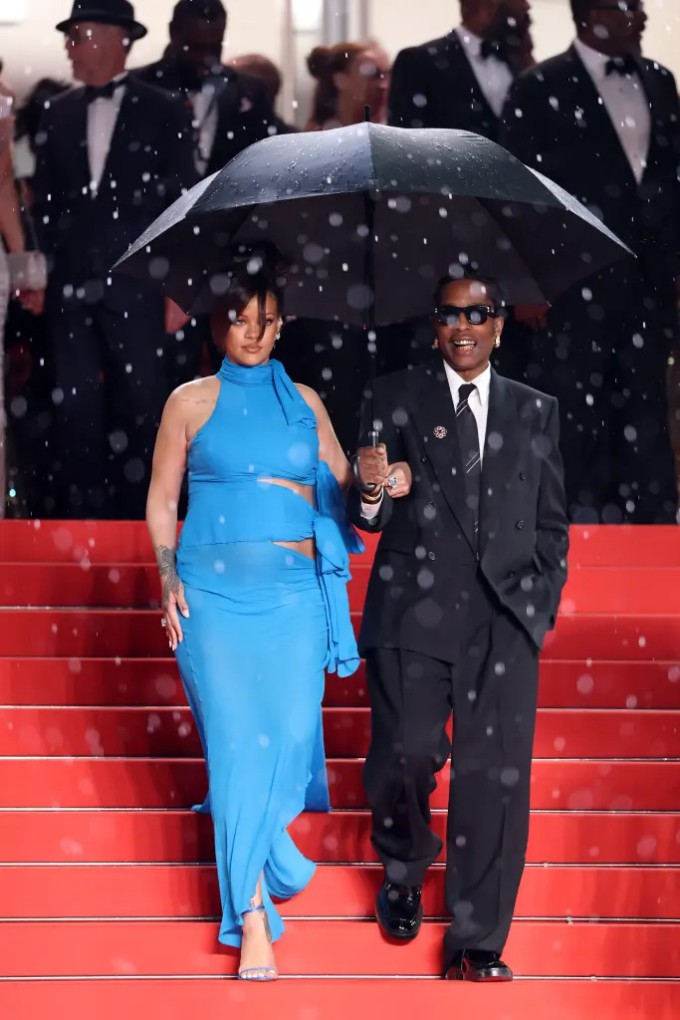 Rihanna và Rocky ra về sau buổi chiếu phim. Ảnh: Wire
