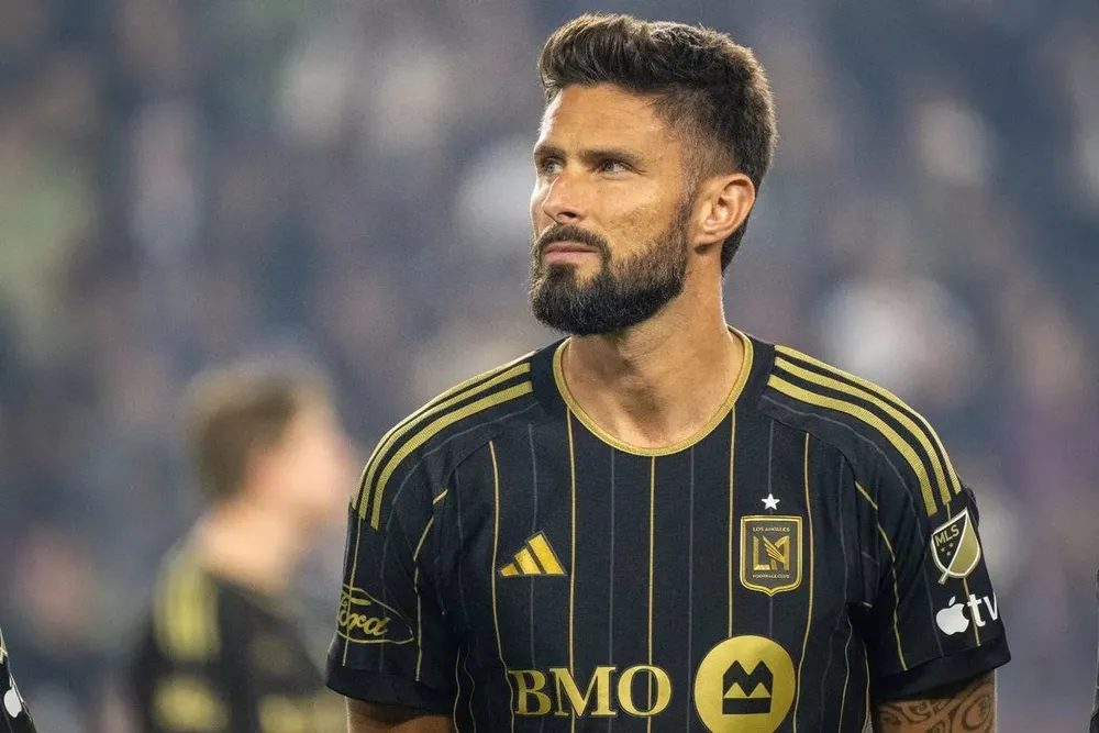 5 lựa chọn CLB mới của Ronaldo, trong đó có CLB của Giroud. ẢNH: GETTY