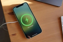 Thói quen làm hại iPhone mà nhiều người vẫn không thể thoát