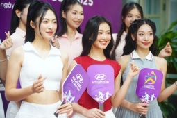 Dàn hoa hậu, hot girl háo hức tranh tài giải pickleball có quỹ thưởng hơn 1 tỉ đồng