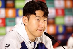 Tottenham họp báo chung kết Europa League: HLV Postecoglou muốn giành cúp vì Son Heung Min