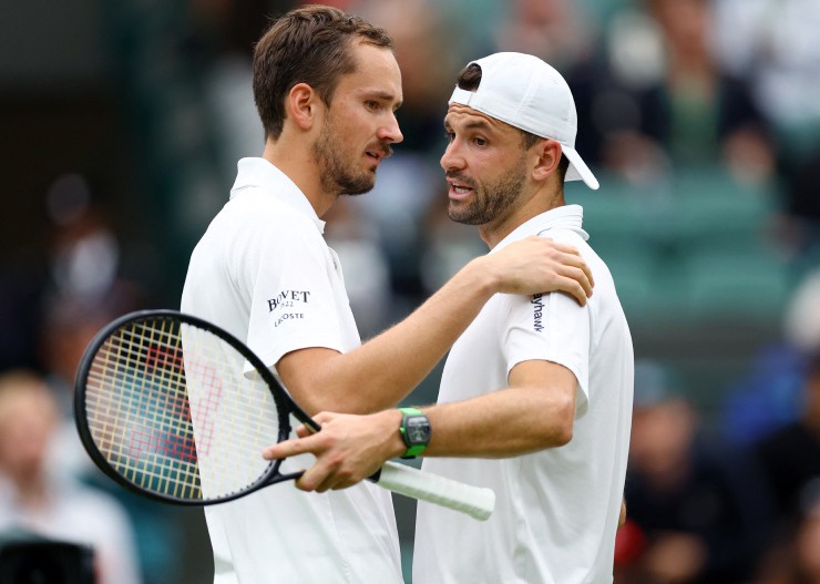 Medvedev và Dimitrov có cùng niềm đam mê tốc độ