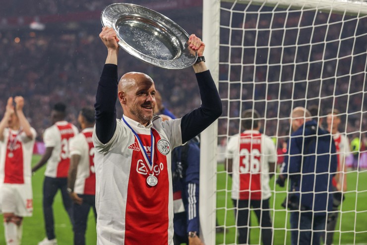 Tin mới nhất bóng đá tối 20/5: Barca thanh lý 6 cầu thủ, Ten Hag sắp về Ajax - 1