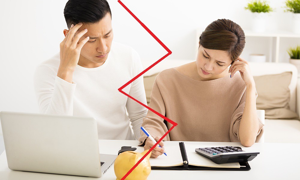 Vợ chồng và chuyện nên giữ tiền chung hay riêng?