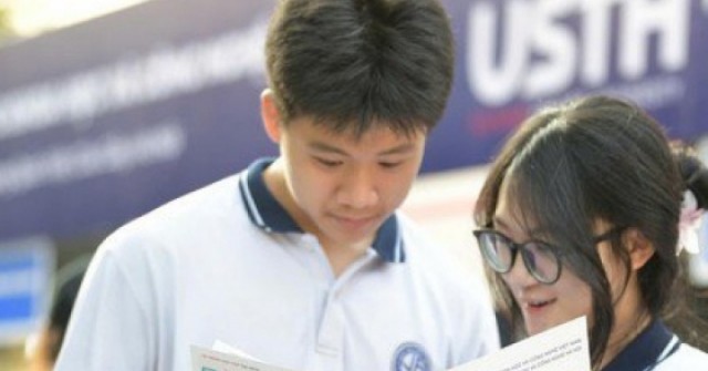 Tuyển sinh đại học 2025: Không đăng kí trên cổng tuyển sinh của trường, thí sinh mất quyền lợi